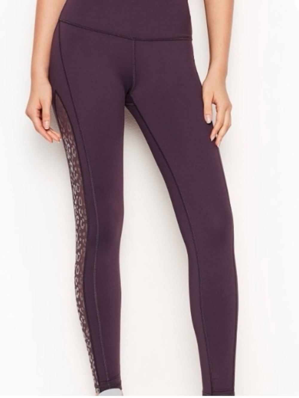 Victoria's Secret Sport Plum Stretch High-Waist Leggings-size M (NWOT)